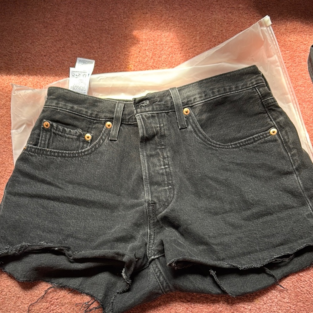 Levi’s 501 jean shorts high waisted